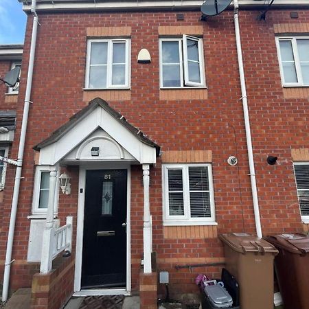 St Helens  Hensh Homes מראה חיצוני תמונה