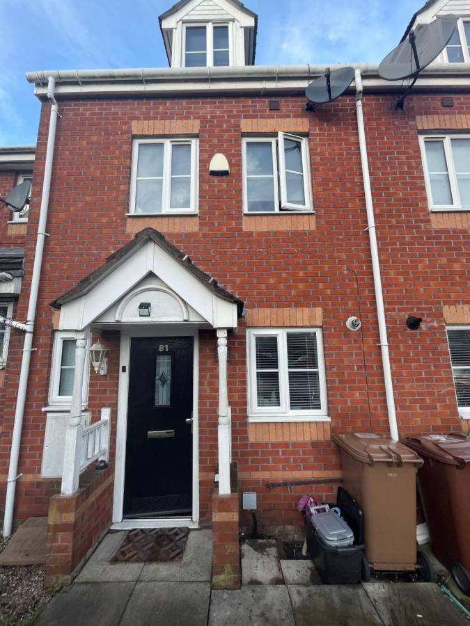 St Helens  Hensh Homes מראה חיצוני תמונה