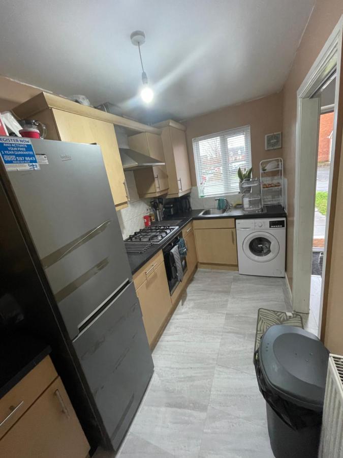 St Helens  Hensh Homes מראה חיצוני תמונה
