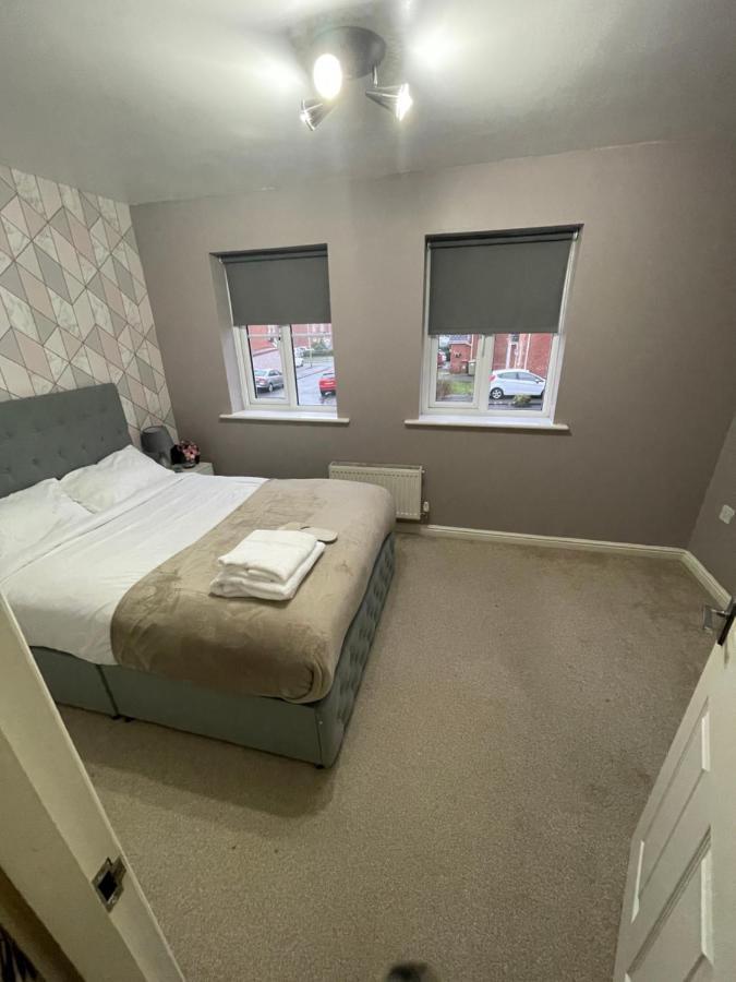 St Helens  Hensh Homes מראה חיצוני תמונה