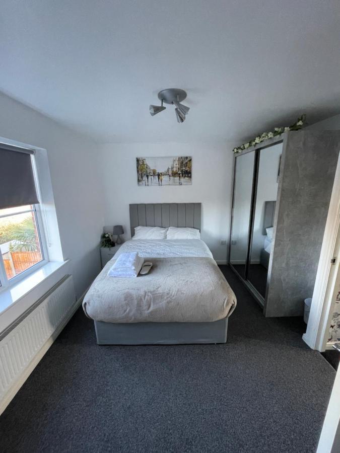 St Helens  Hensh Homes מראה חיצוני תמונה